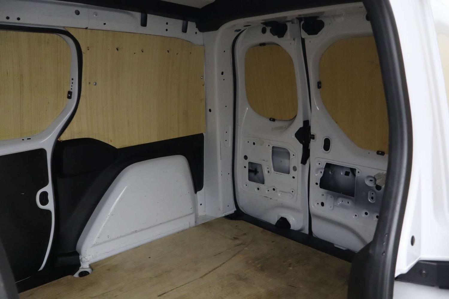 Used Nissan Other 2023 for sale - 77469870: Photo 23