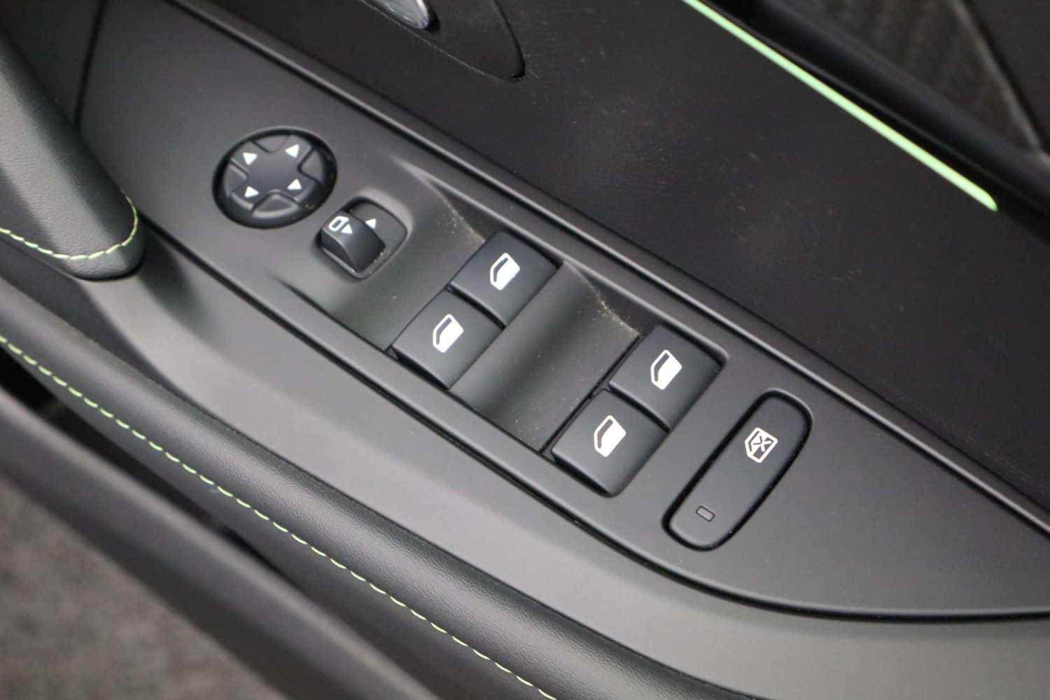 Used Peugeot 208 2022 for sale - 76182633: Photo 18