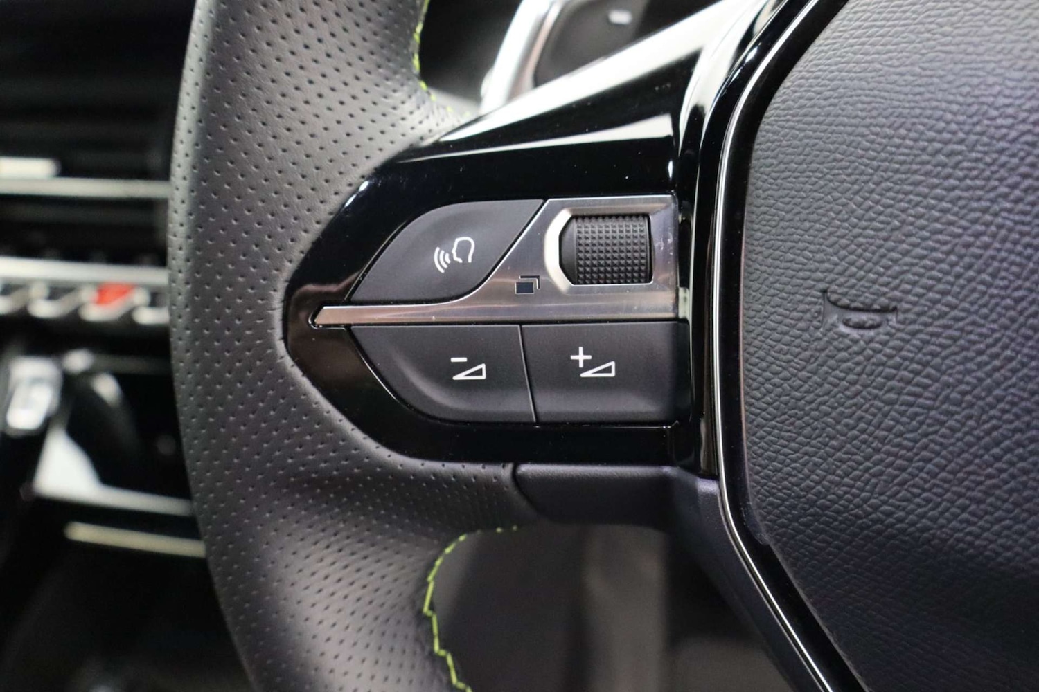 Used Peugeot 208 2022 for sale - 76182633: Photo 36