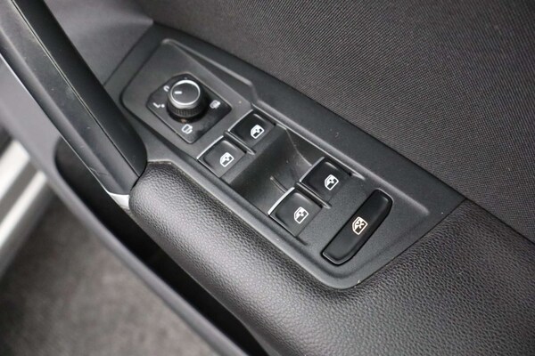 Used Volkswagen Tiguan 2017 for sale - 76182637: Photo 24