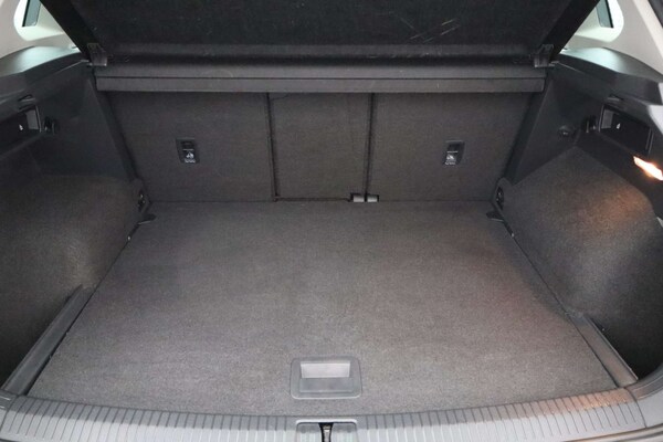 Used Volkswagen Tiguan 2017 for sale - 76182637: Photo 29