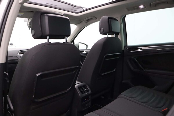 Used Volkswagen Tiguan 2017 for sale - 76182637: Photo 31