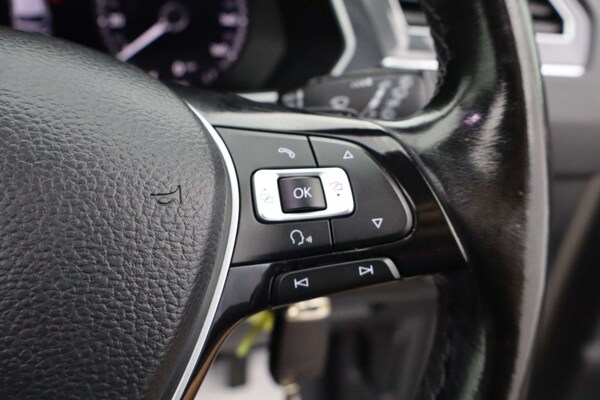 Used Volkswagen Tiguan 2017 for sale - 76182637: Photo 41