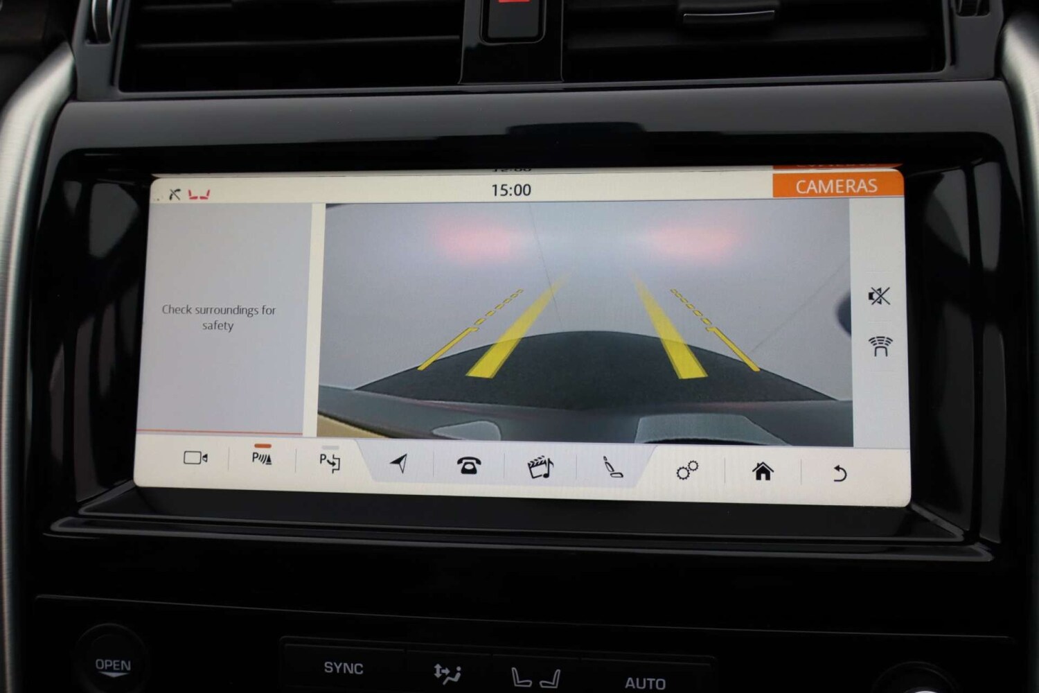 Used Land Rover Discovery 2019 for sale - 76182710: Photo 12