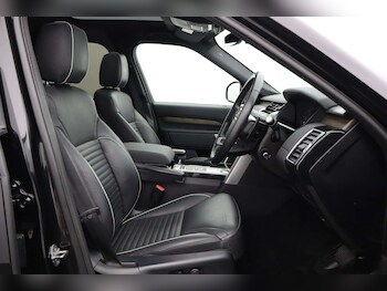Used Land Rover Discovery 2019 for sale - 76182710: Photo
