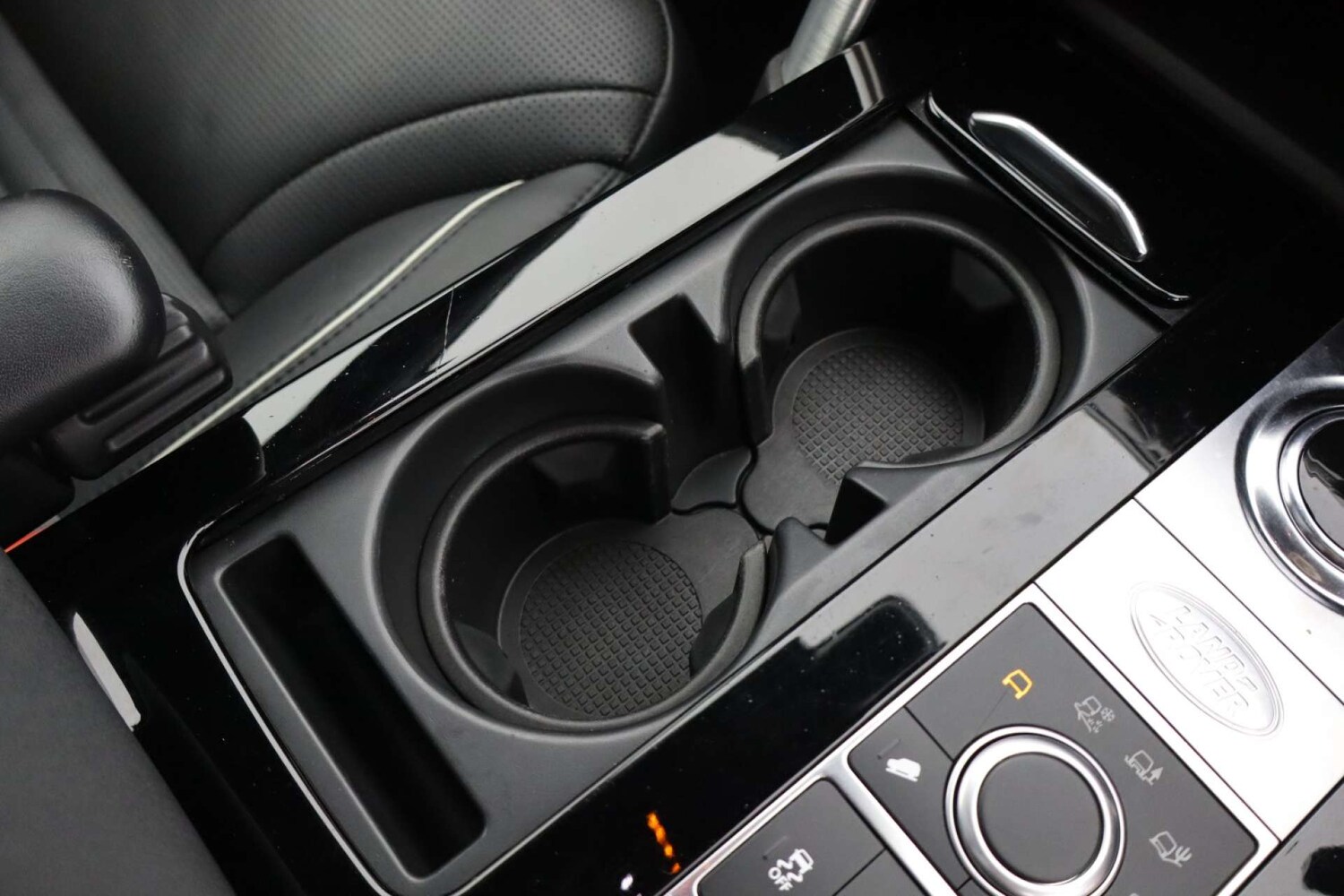 Used Land Rover Discovery 2019 for sale - 76182710: Photo 41