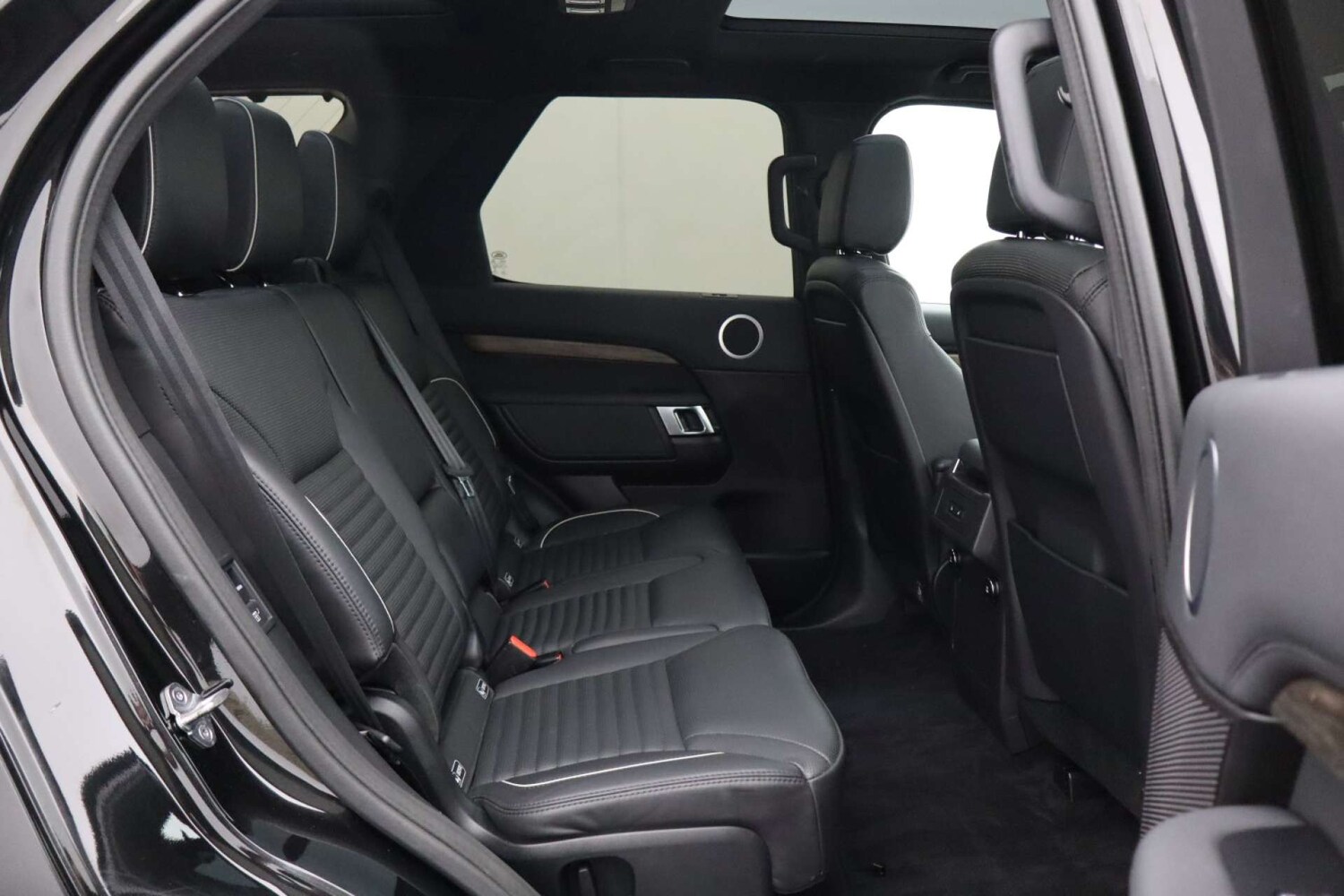 Used Land Rover Discovery 2019 for sale - 76182710: Photo 49