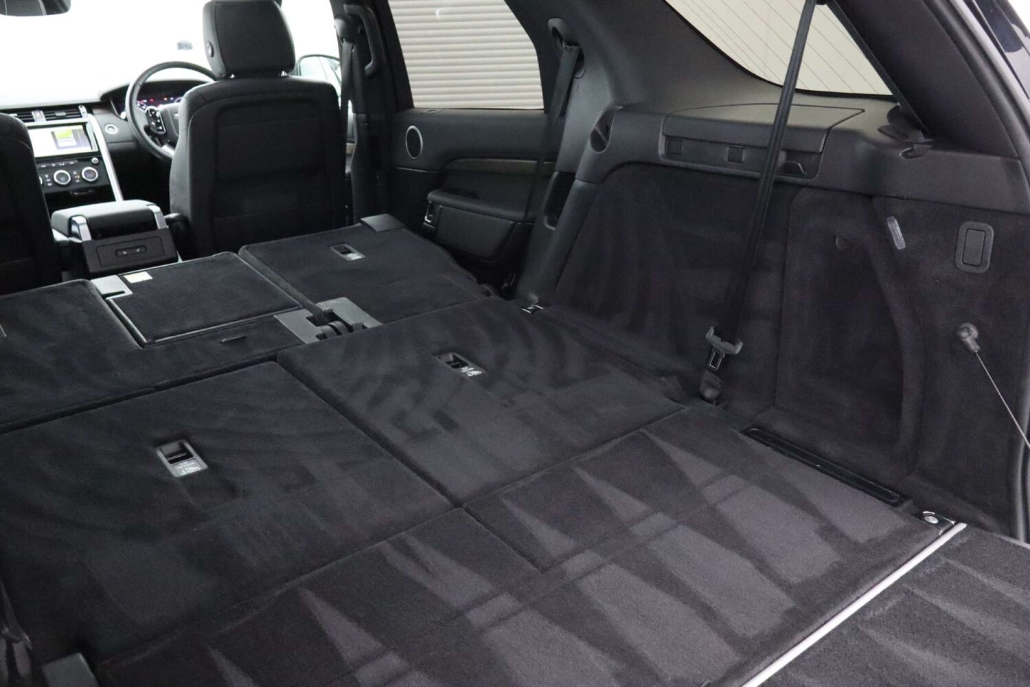 Used Land Rover Discovery 2019 for sale - 76182710: Photo 56
