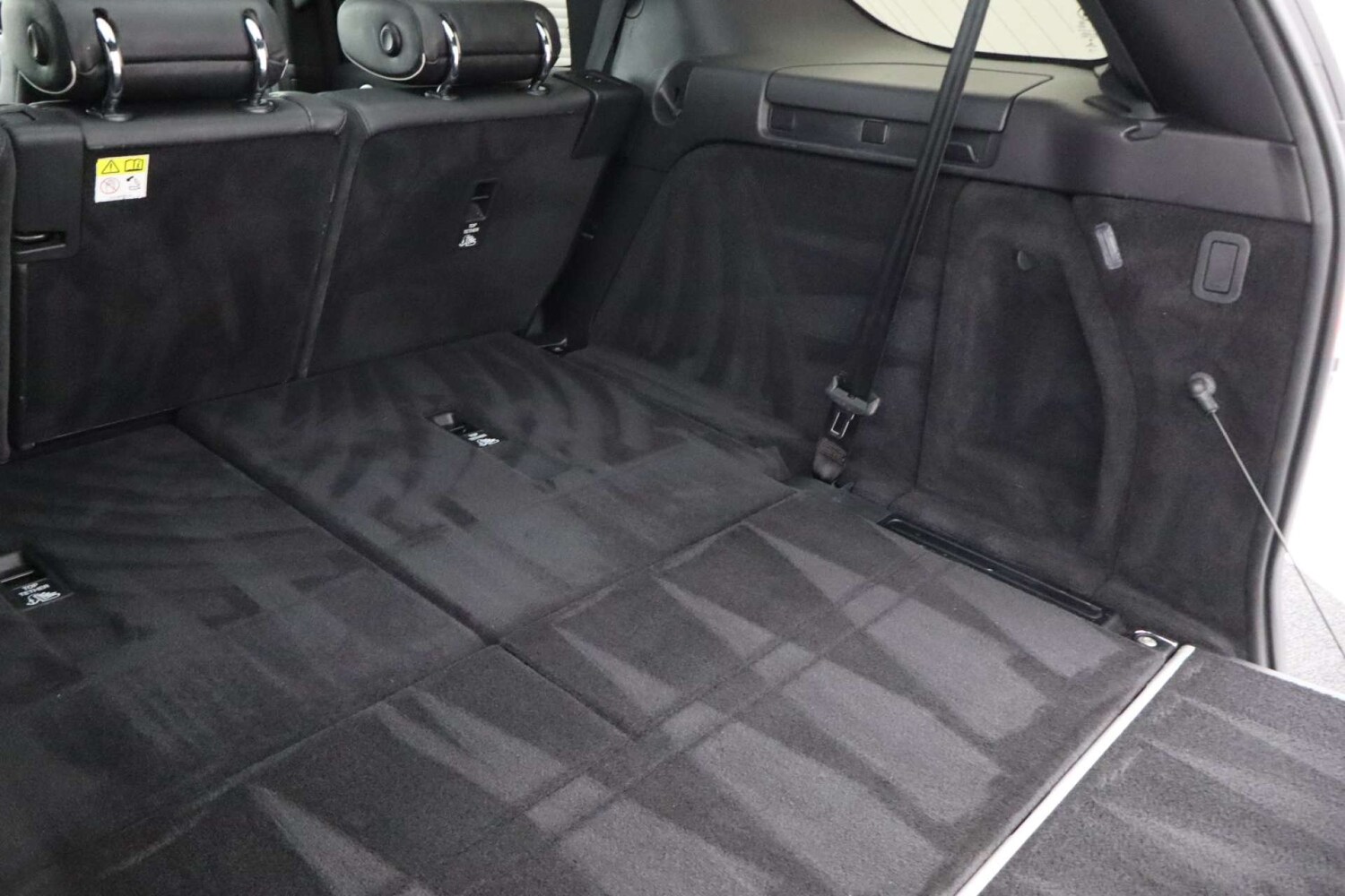 Used Land Rover Discovery 2019 for sale - 76182710: Photo 60