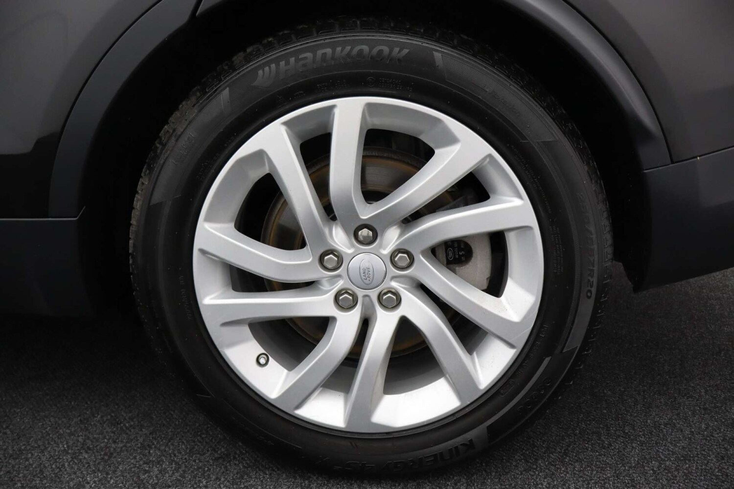 Used Land Rover Discovery 2019 for sale - 76182710: Photo 65