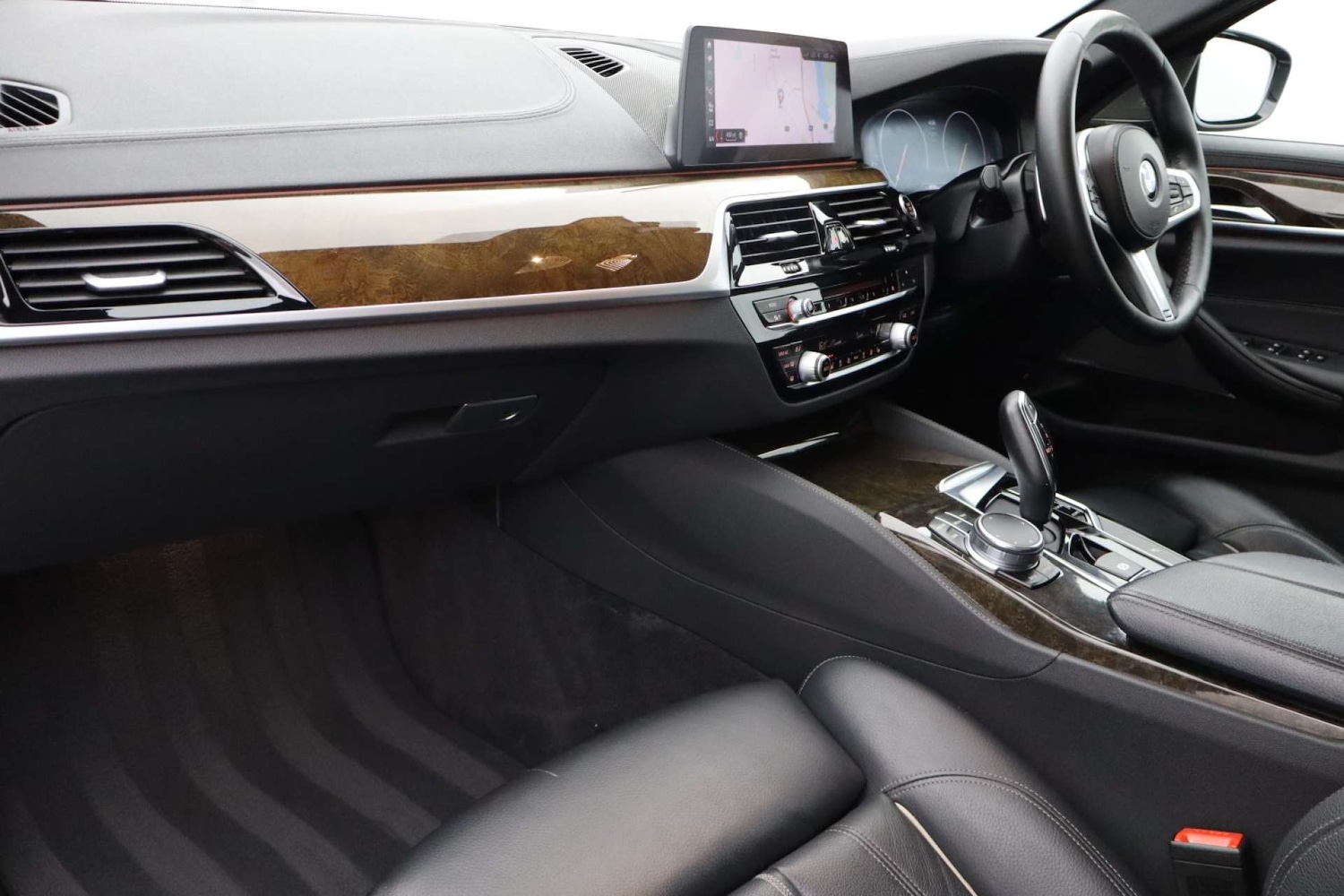 Used BMW 5 Series 2018 for sale - 76182675: Photo 12