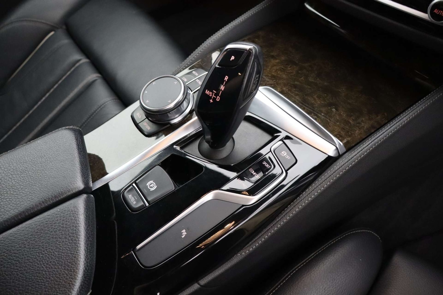 Used BMW 5 Series 2018 for sale - 76182675: Photo 36