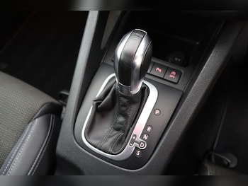 Used Volkswagen Scirocco 2016 for sale - 79451618: Photo