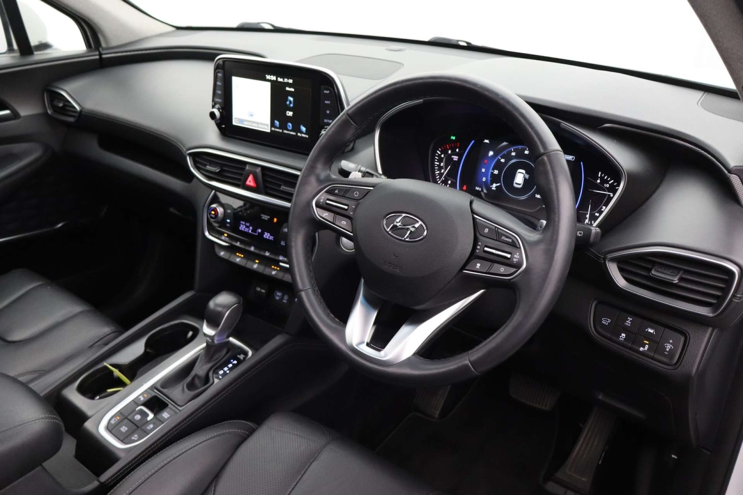 Used Hyundai Santa Fe 2018 for sale - 77548562: Photo 15