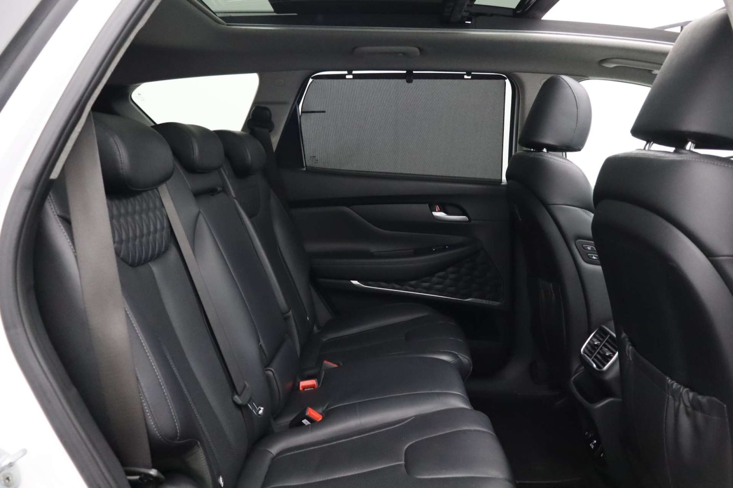 Used Hyundai Santa Fe 2018 for sale - 77548562: Photo 22