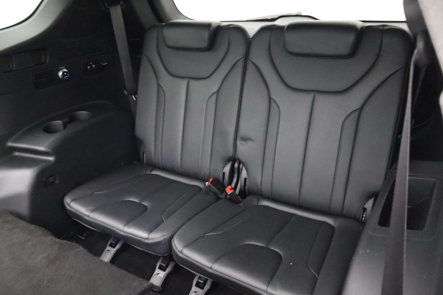 Used Hyundai Santa Fe 2018 for sale - 77548562: Photo 24