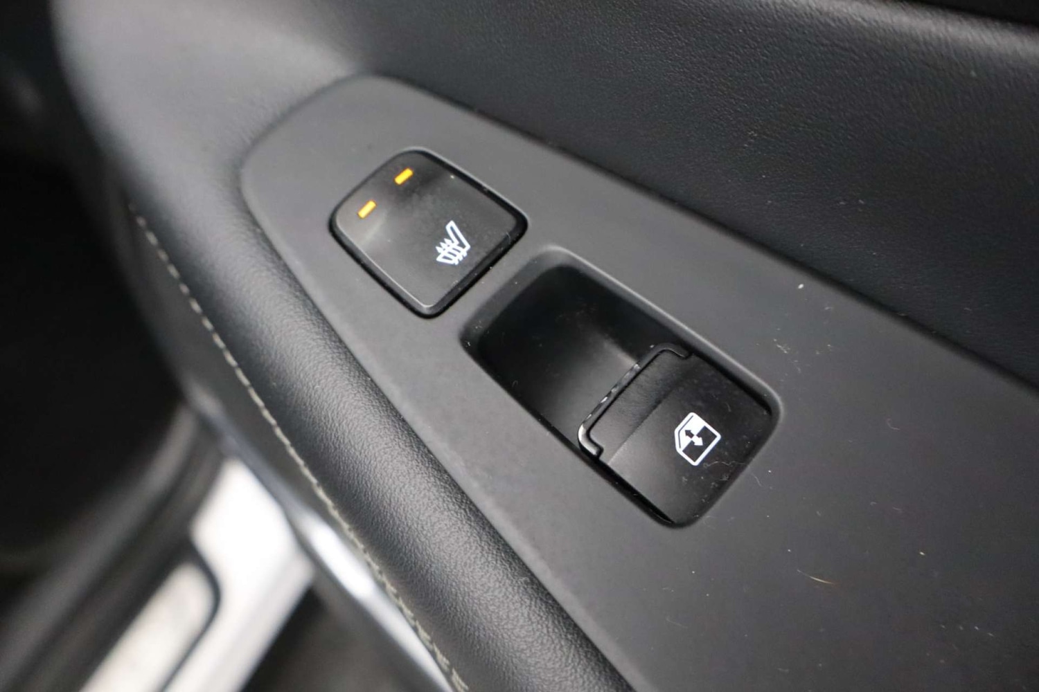 Used Hyundai Santa Fe 2018 for sale - 77548562: Photo 27