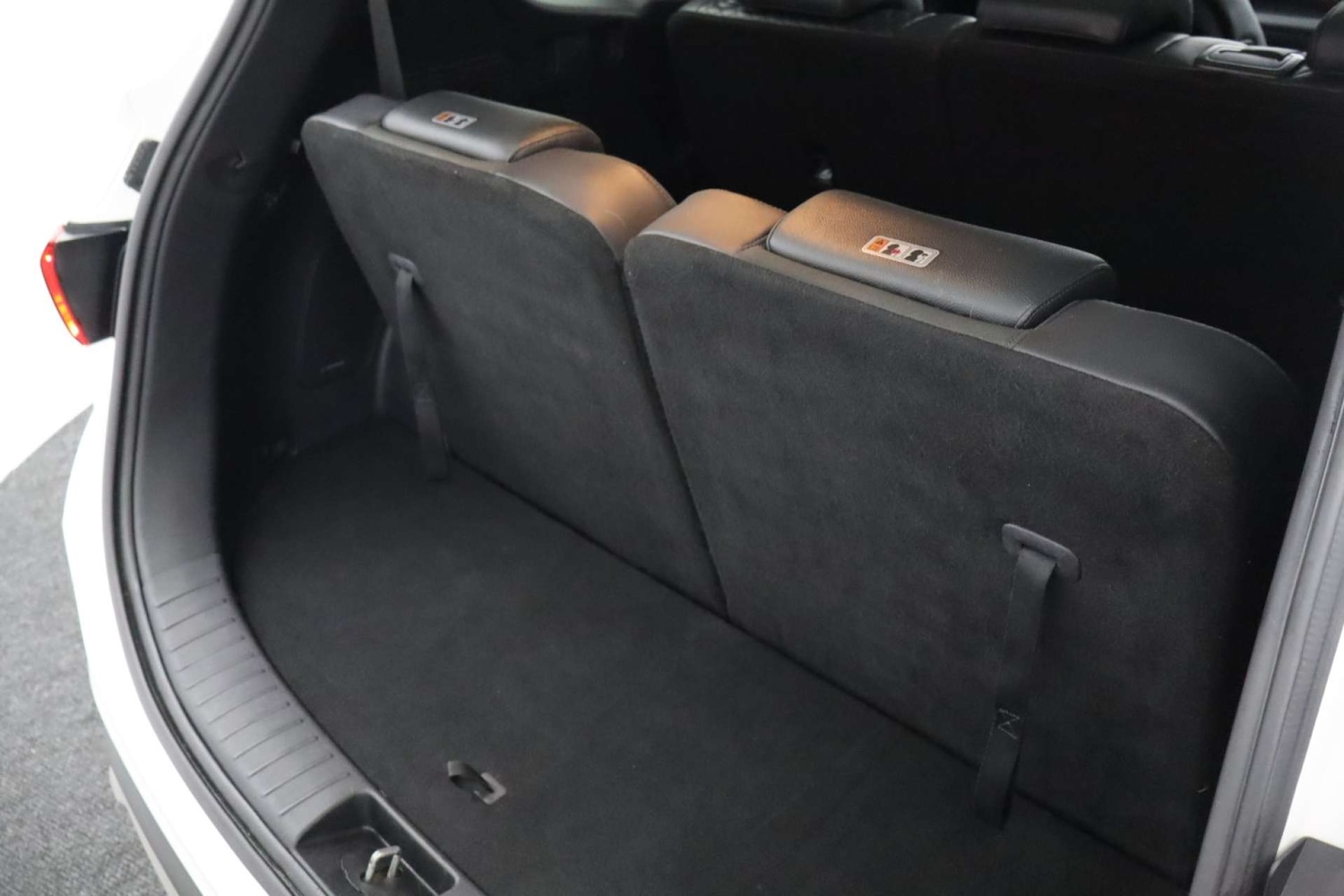 Used Hyundai Santa Fe 2018 for sale - 77548562: Photo 28