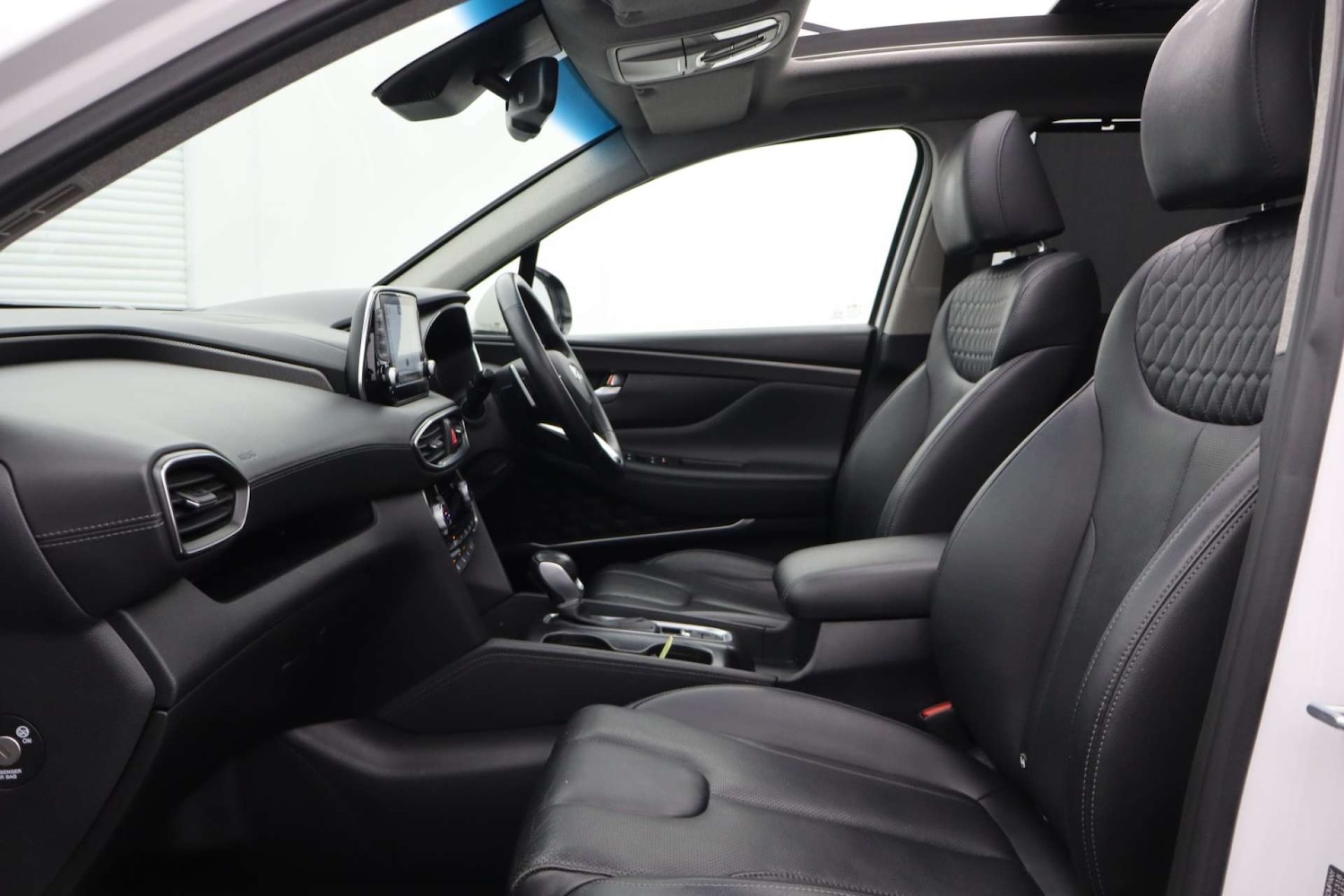 Used Hyundai Santa Fe 2018 for sale - 77548562: Photo 36