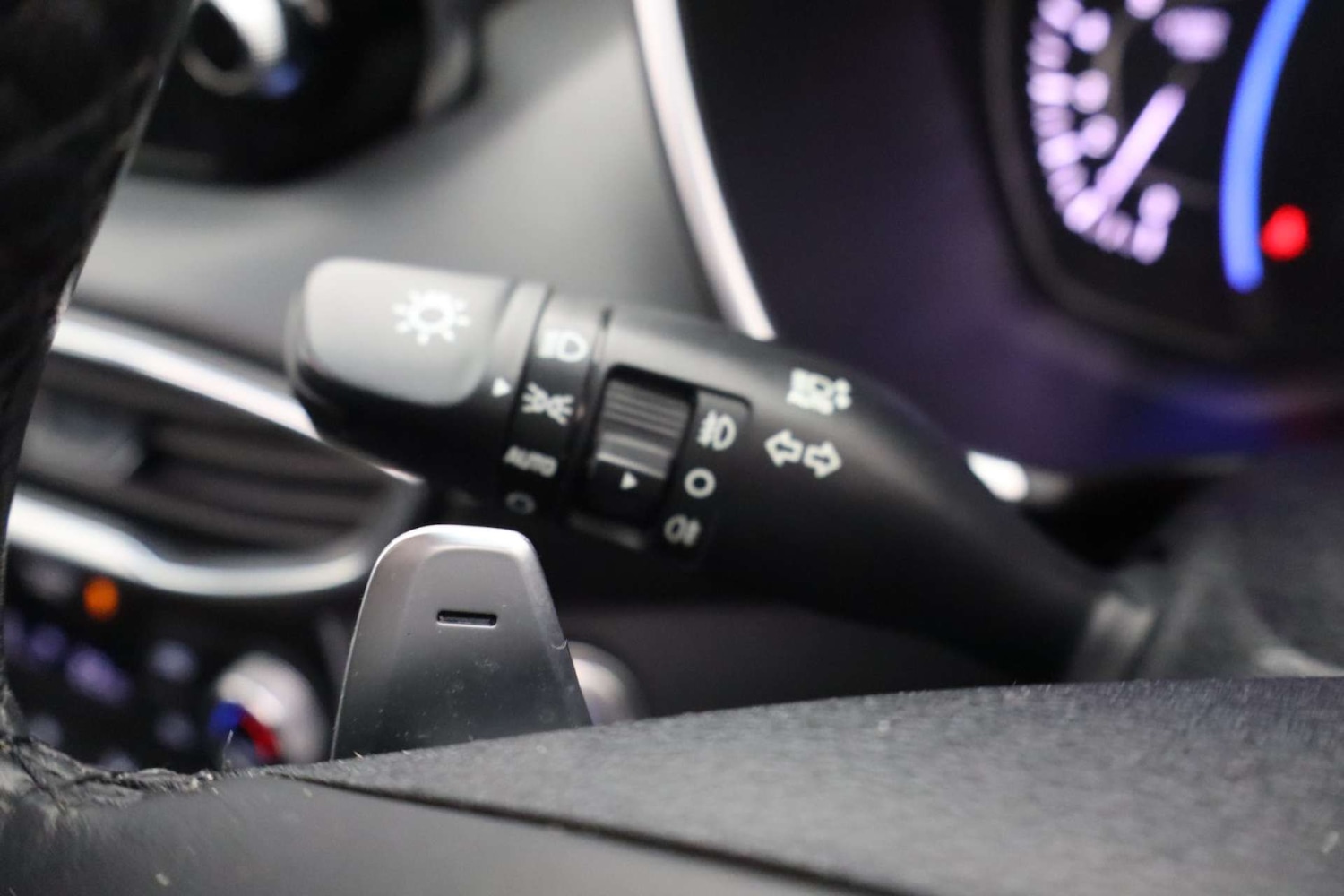 Used Hyundai Santa Fe 2018 for sale - 77548562: Photo 43