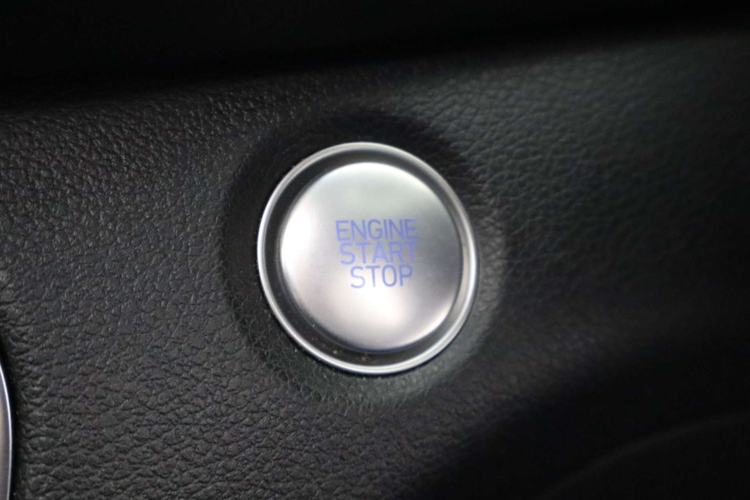 Used Hyundai Santa Fe 2018 for sale - 77548562: Photo 52