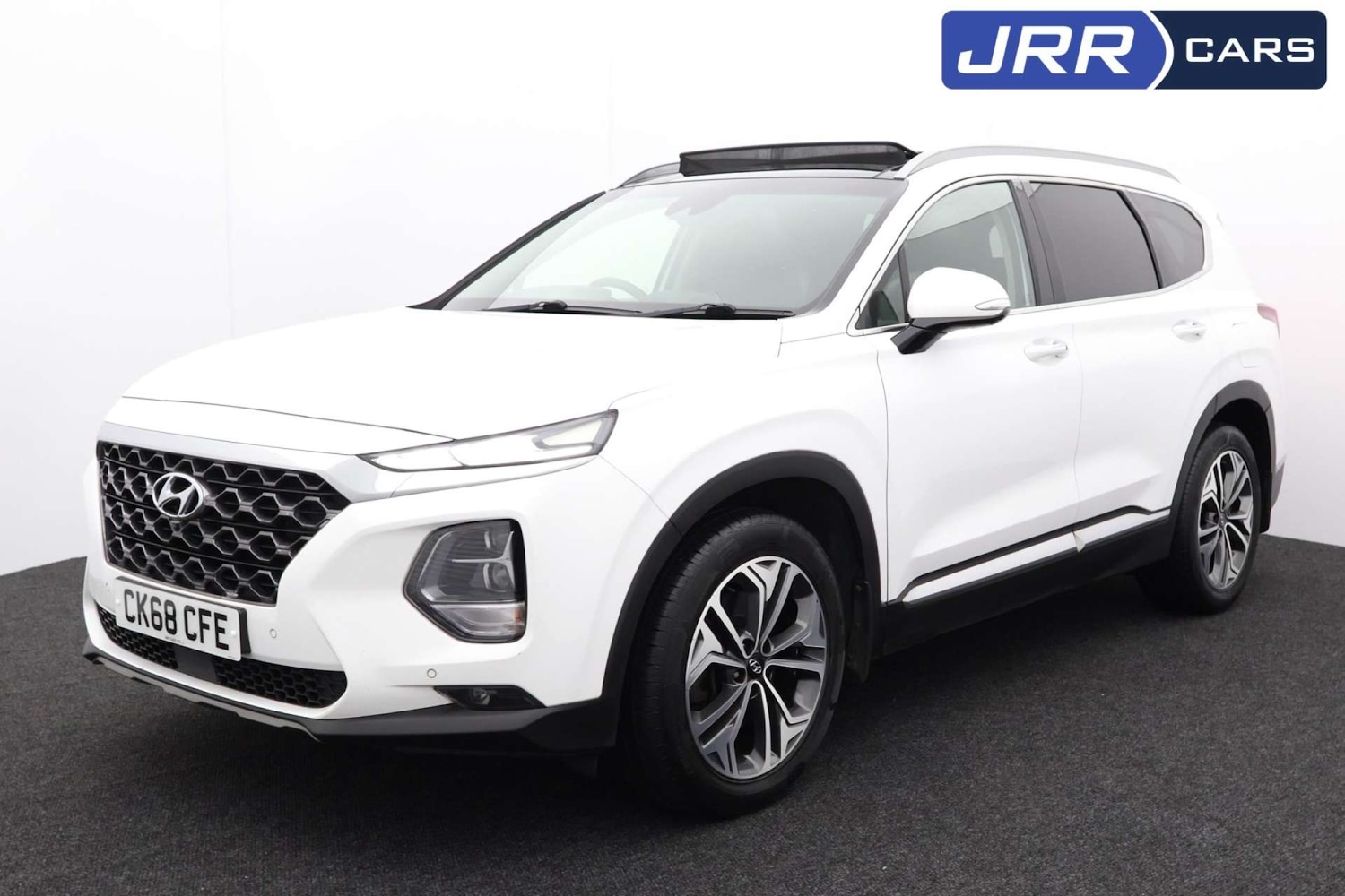 Used Hyundai Santa Fe 2018 for sale - 77548562: Photo 8
