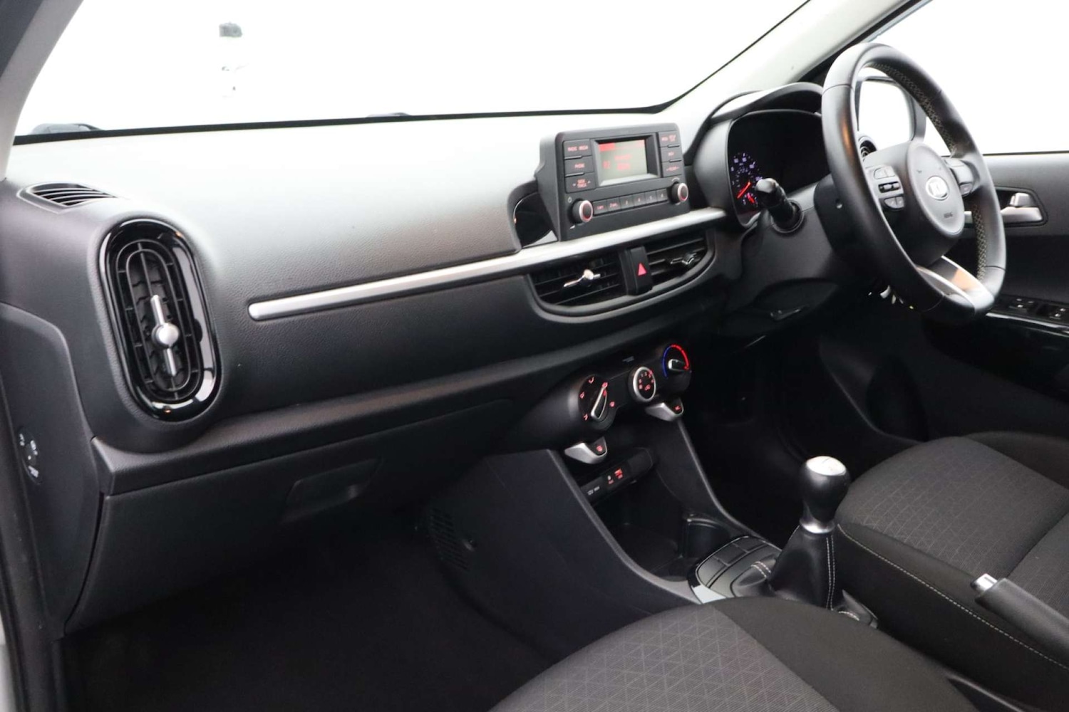 Used Kia Picanto 2018 for sale - 77200696: Photo 26