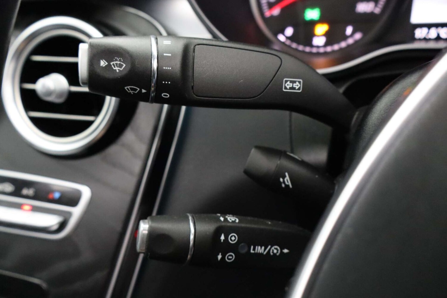 Used Mercedes-Benz GLC 2019 for sale - 76453806: Photo 42