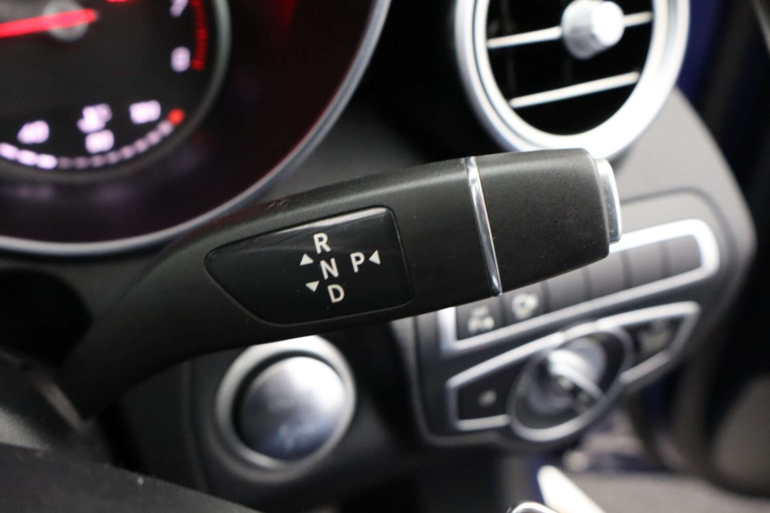 Used Mercedes-Benz GLC 2019 for sale - 76453806: Photo 44