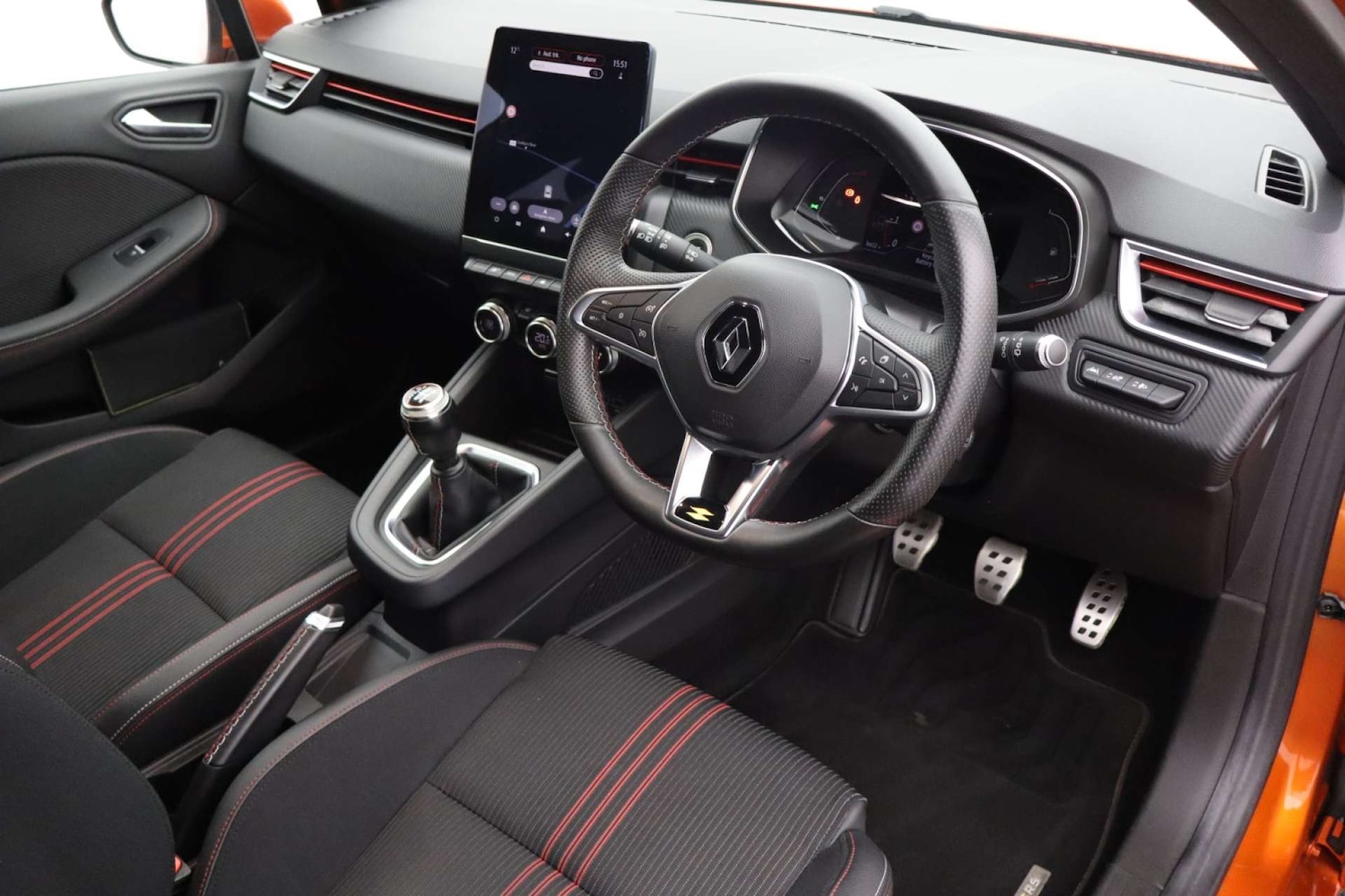 Used Renault Clio 2020 for sale - 76372227: Photo 12