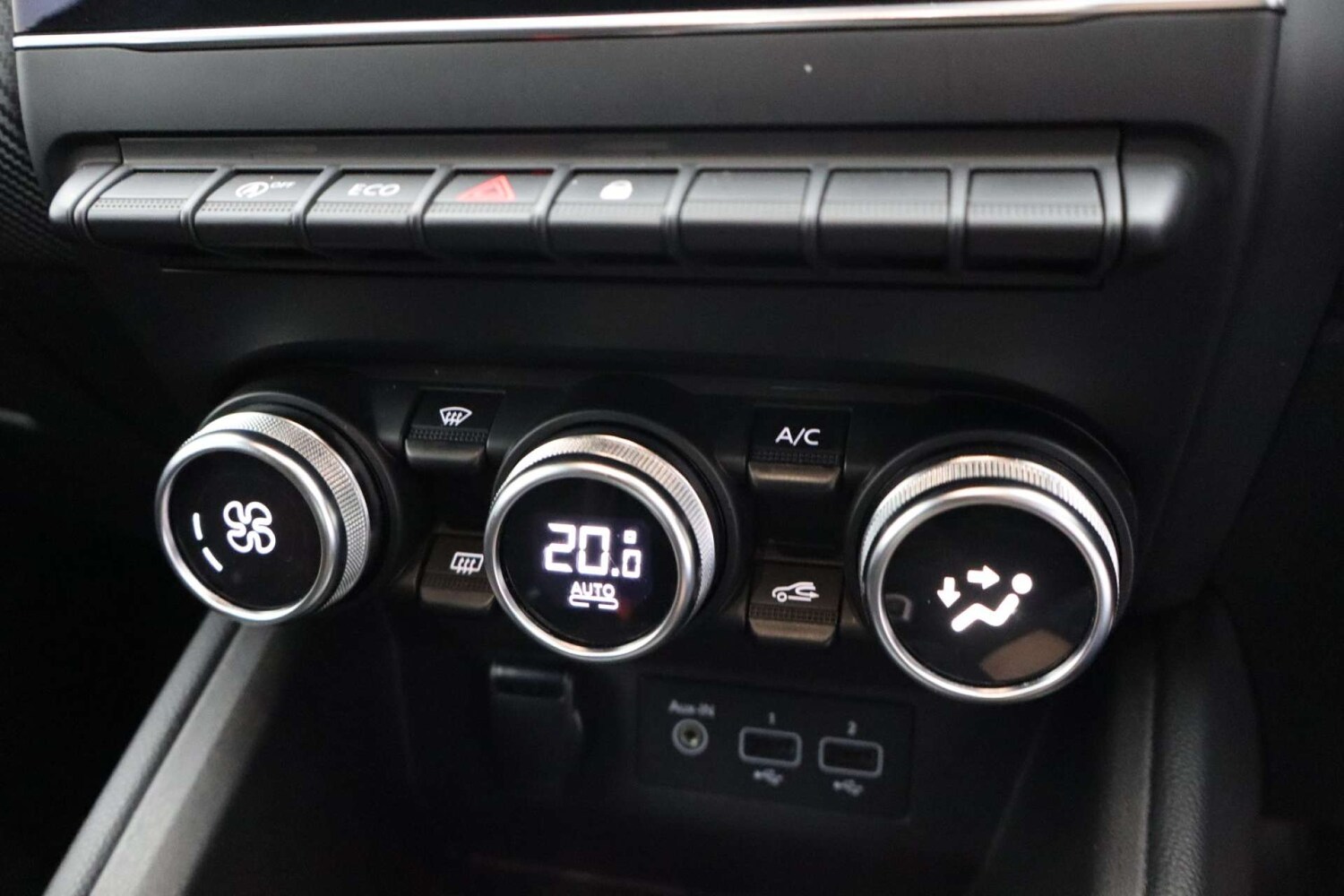 Used Renault Clio 2020 for sale - 76372227: Photo 48