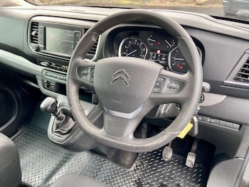Used Citroen Space Tourer 2018 for sale - 78736169: Photo