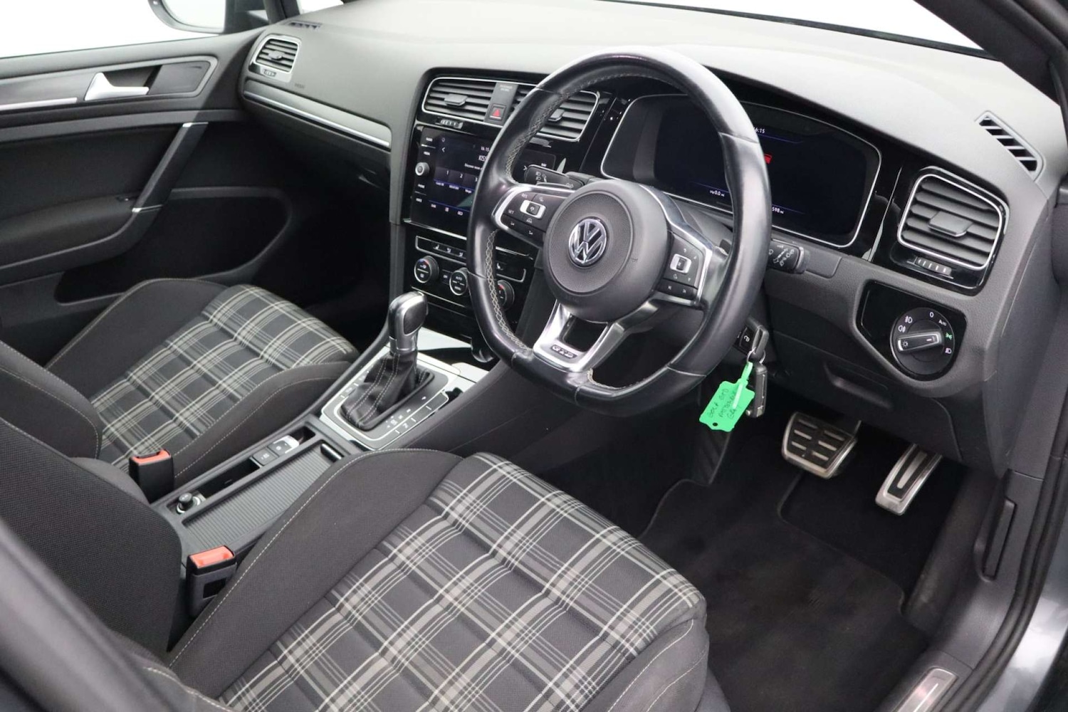 Used Volkswagen Golf 2018 for sale - 76319702: Photo 11