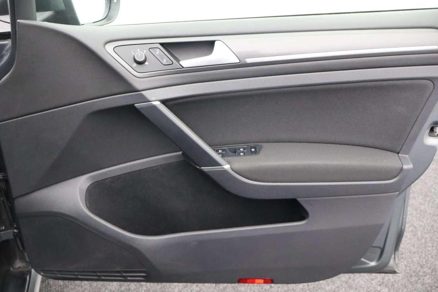 Used Volkswagen Golf 2018 for sale - 76319702: Photo 18