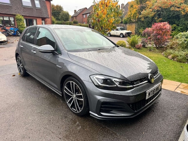 Used Volkswagen Golf 2018 for sale - 76319702: Photo 1