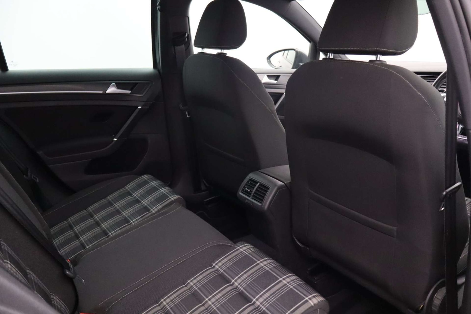 Used Volkswagen Golf 2018 for sale - 76319702: Photo 21