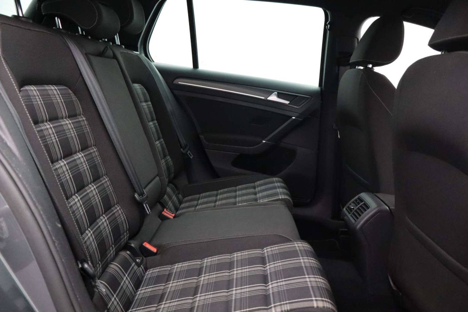 Used Volkswagen Golf 2018 for sale - 76319702: Photo 22