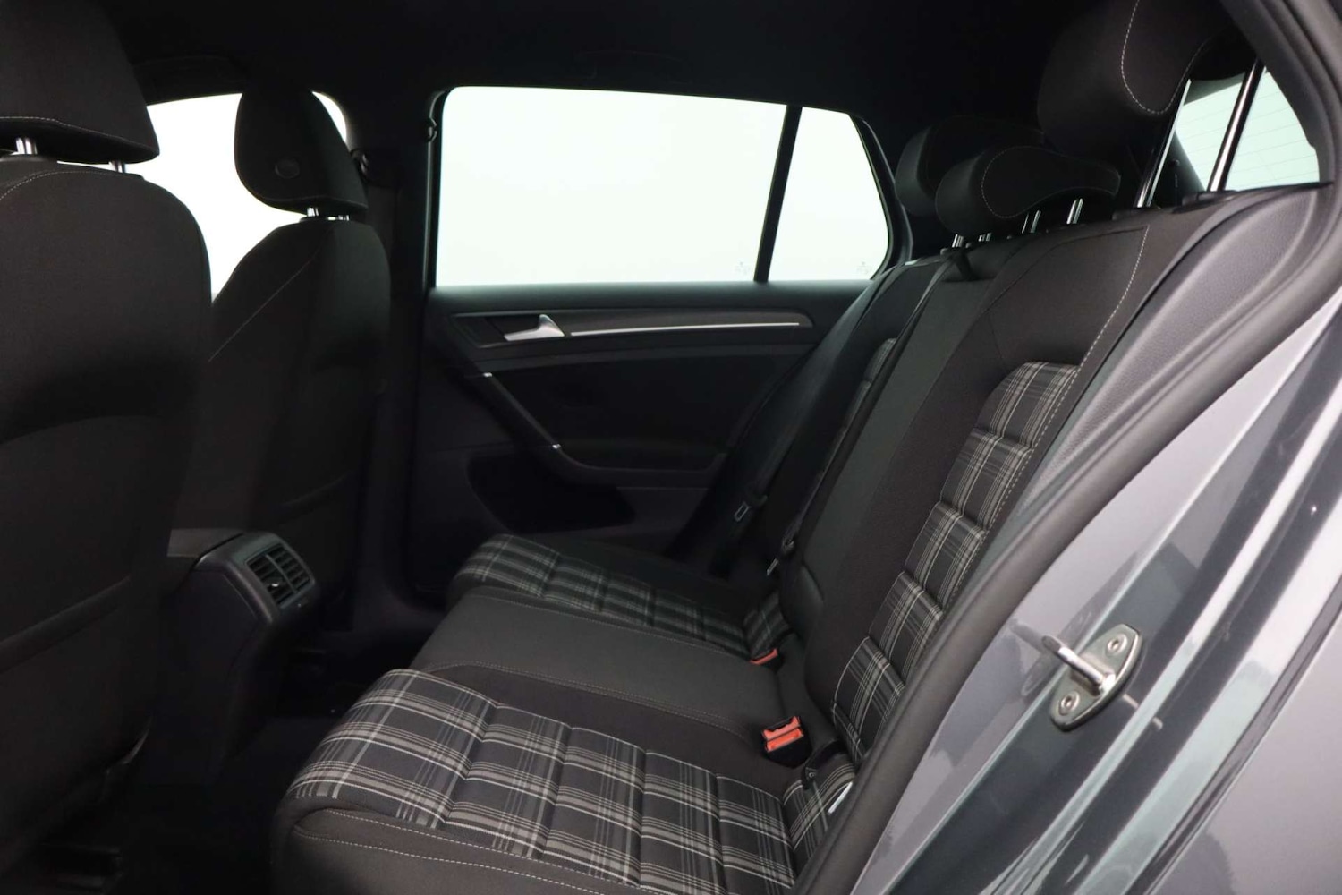 Used Volkswagen Golf 2018 for sale - 76319702: Photo 28