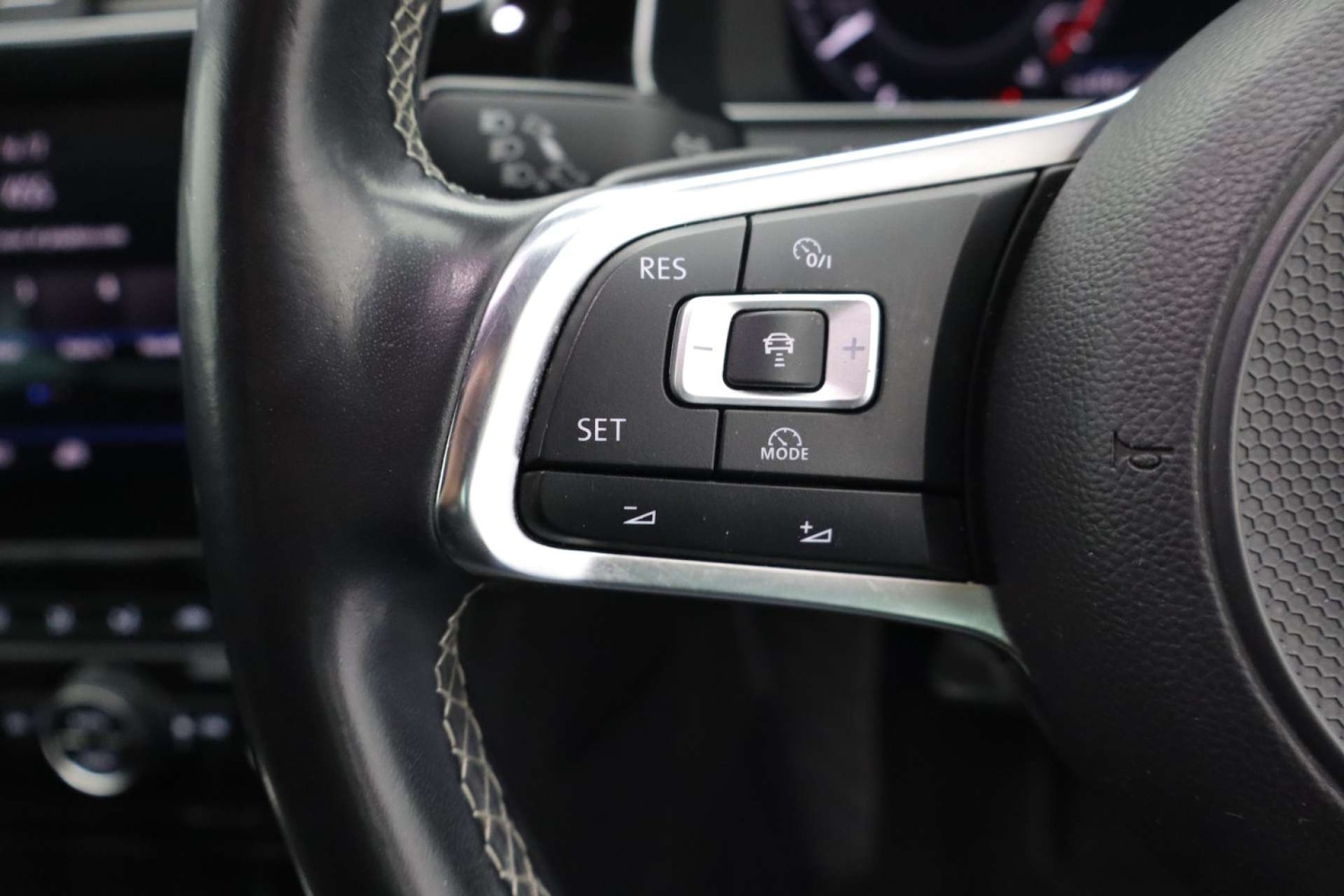 Used Volkswagen Golf 2018 for sale - 76319702: Photo 37