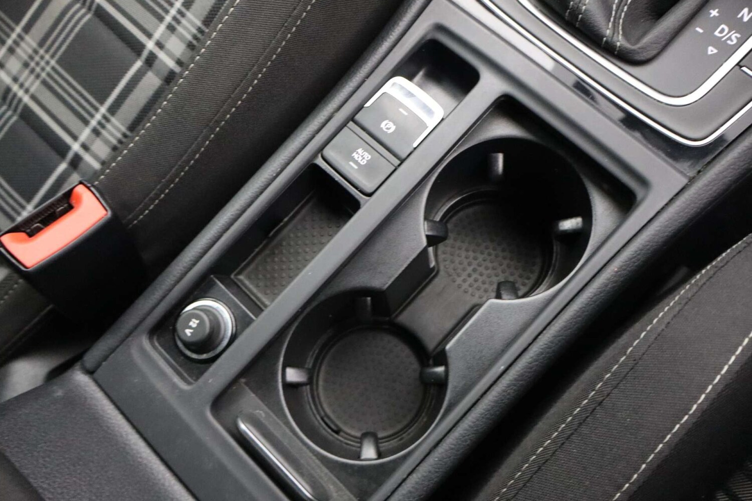 Used Volkswagen Golf 2018 for sale - 76319702: Photo 49