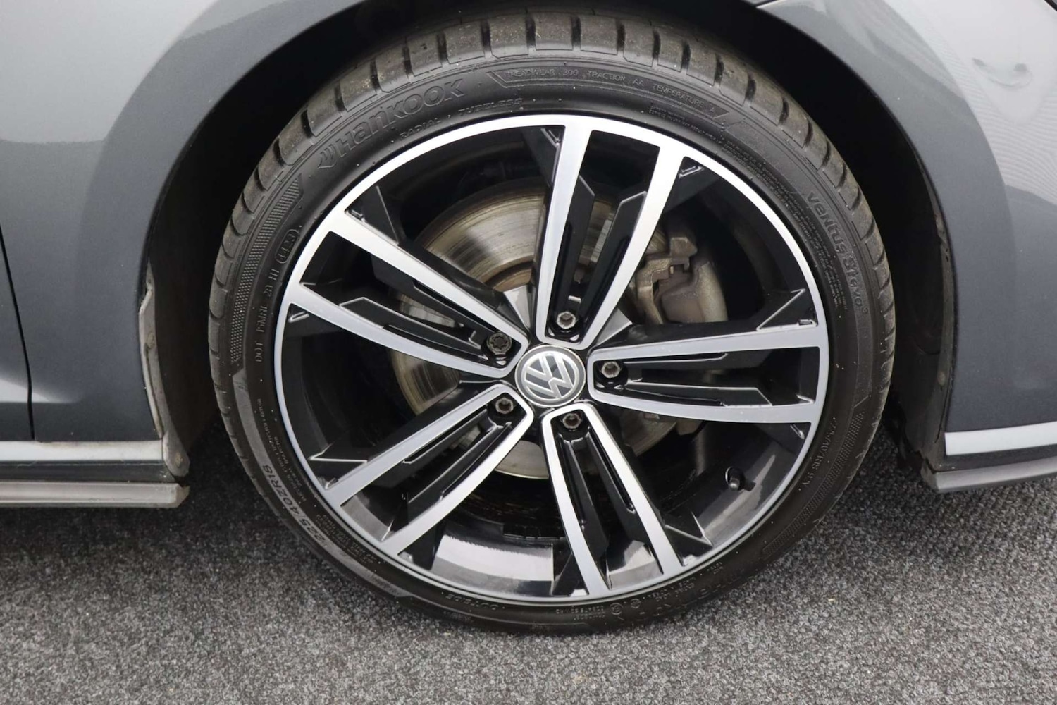 Used Volkswagen Golf 2018 for sale - 76319702: Photo 51