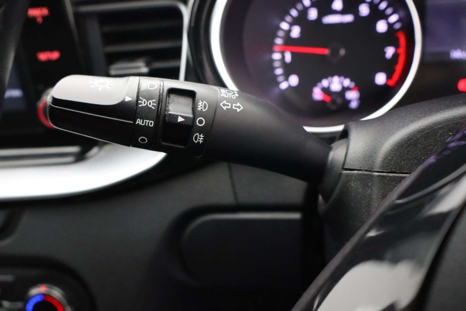 Used Kia XCeed 2020 for sale - 76197226: Photo 37