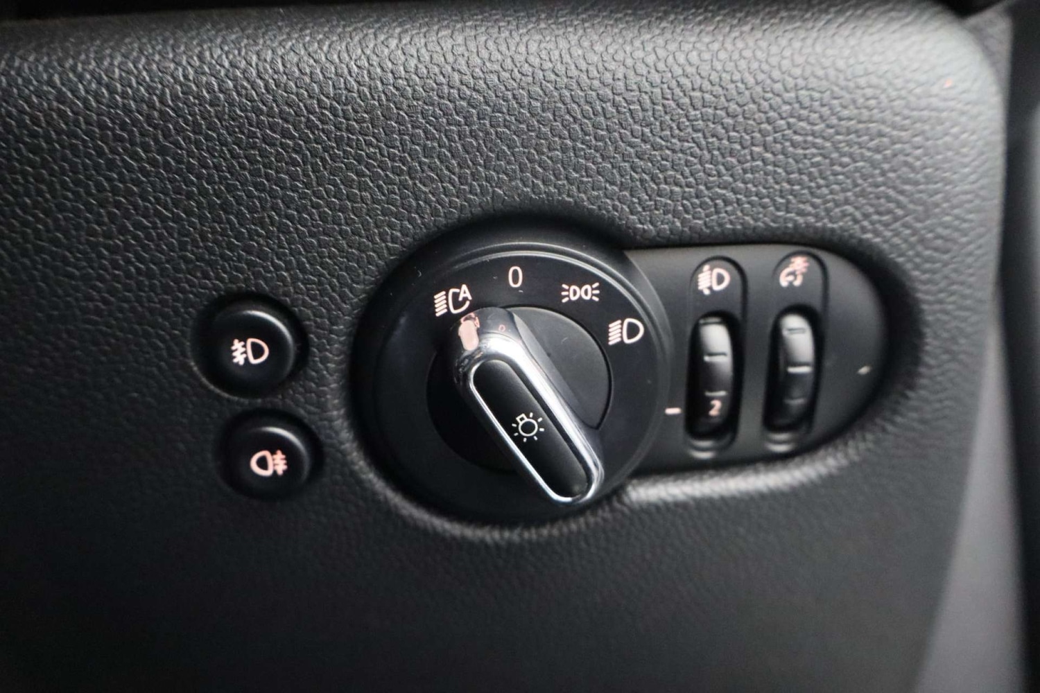 Used MINI Hatch 2014 for sale - 76243989: Photo 32