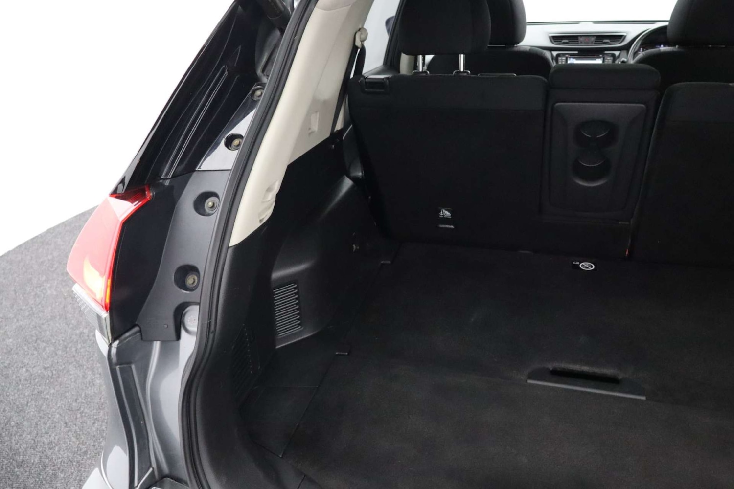 Used Nissan X-Trail 2018 for sale - 77650537: Photo 25