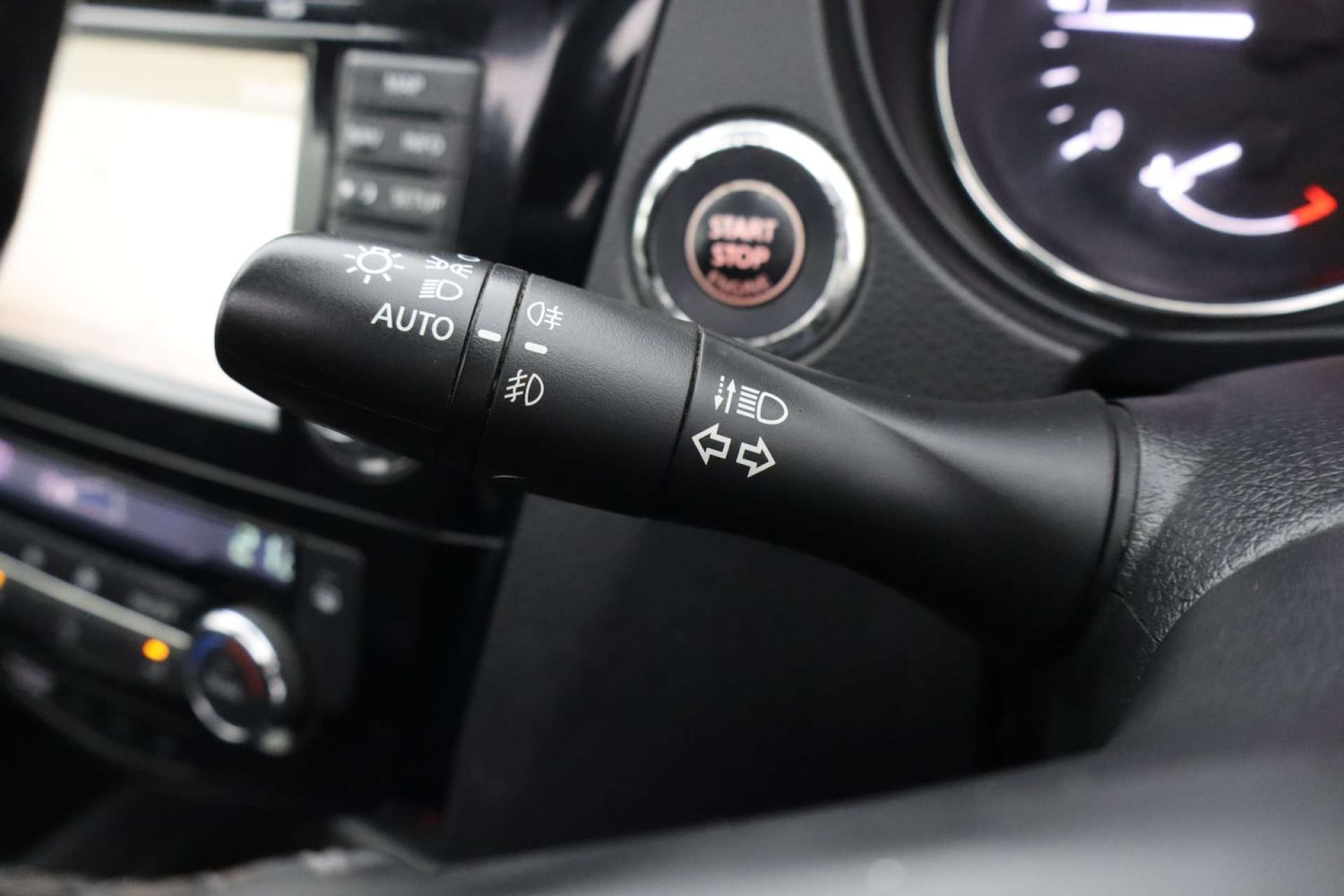 Used Nissan X-Trail 2018 for sale - 77650537: Photo 39