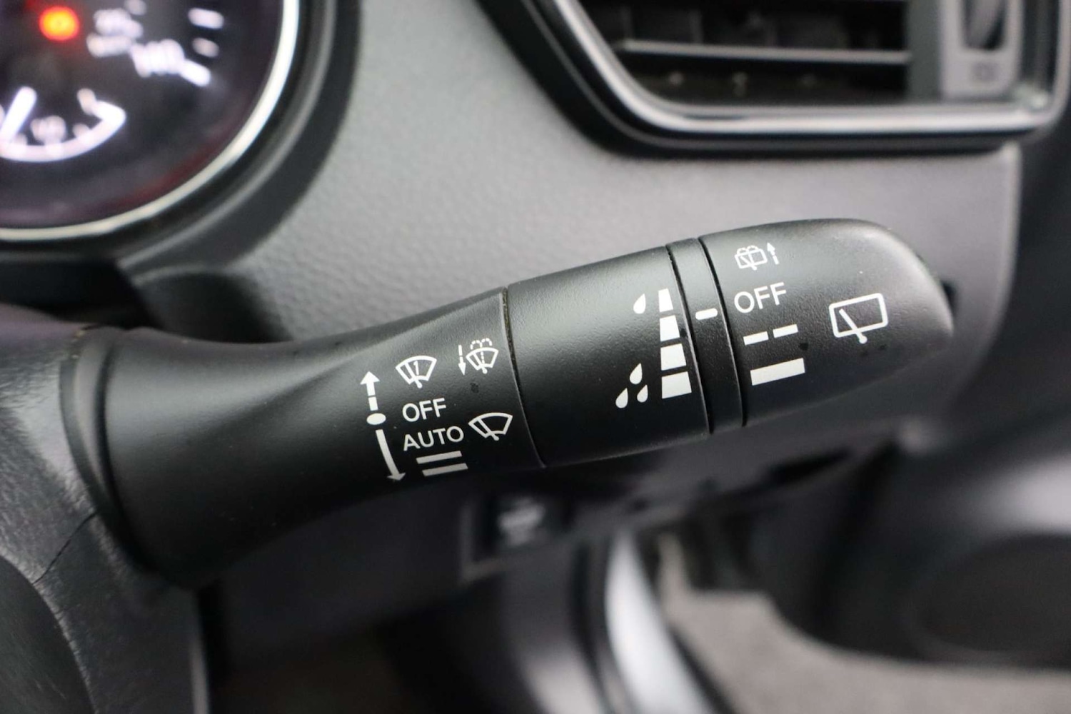 Used Nissan X-Trail 2018 for sale - 77650537: Photo 41