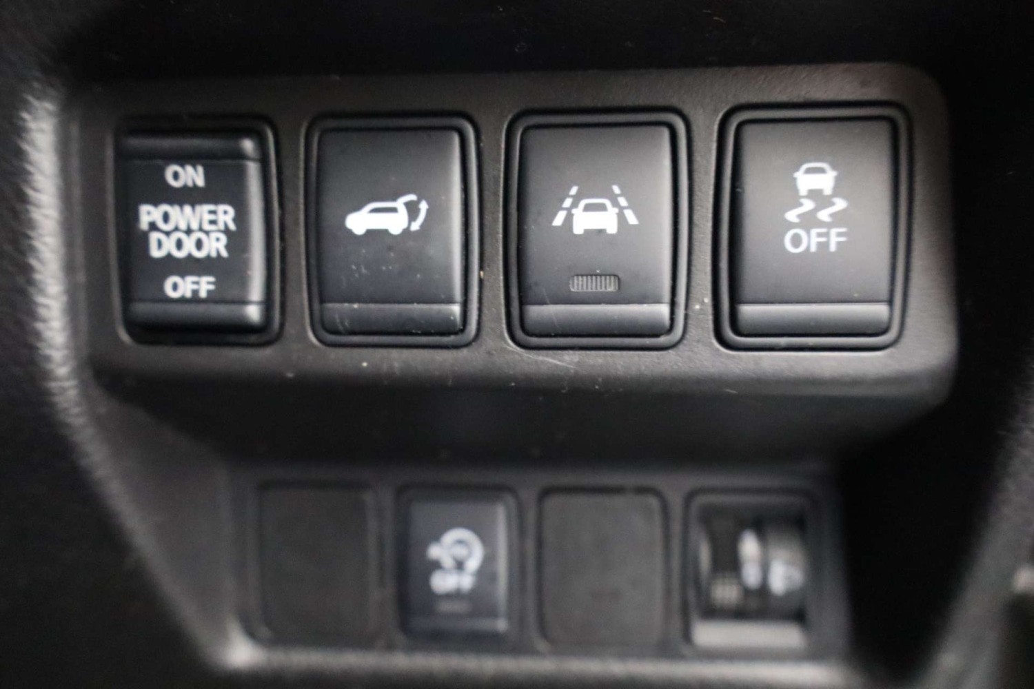 Used Nissan X-Trail 2018 for sale - 77650537: Photo 44