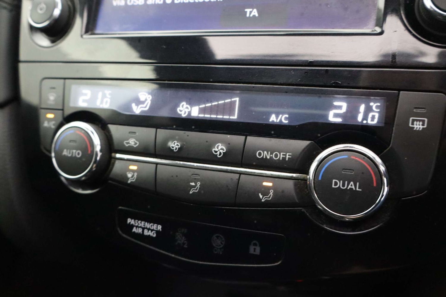 Used Nissan X-Trail 2018 for sale - 77650537: Photo 48