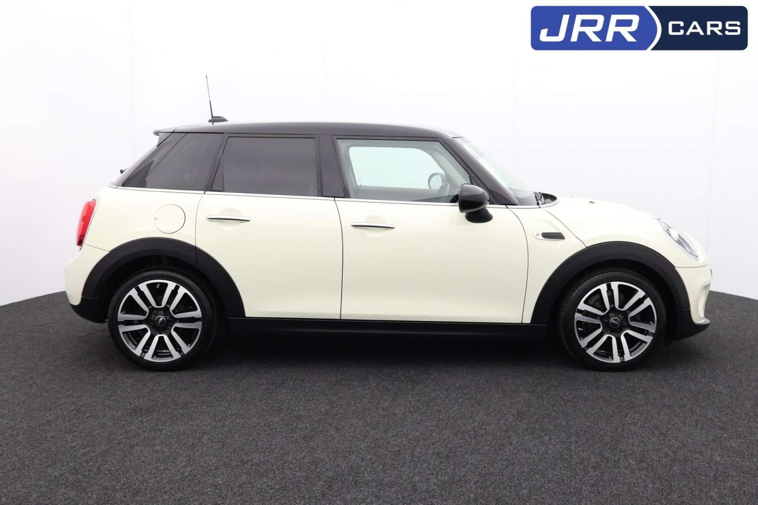 Used MINI Hatch 2018 for sale - 76400346: Photo 3