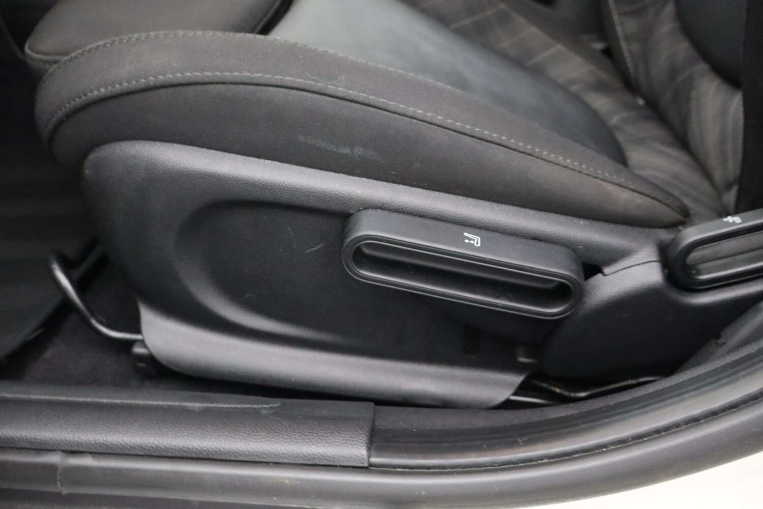 Used MINI Hatch 2018 for sale - 76400346: Photo 32